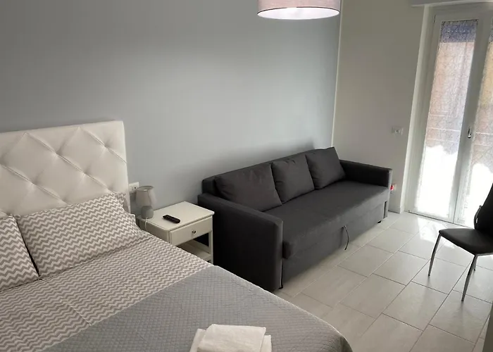 Apartament Stadio 1 - Monolocali Con Bagno Privato Werona