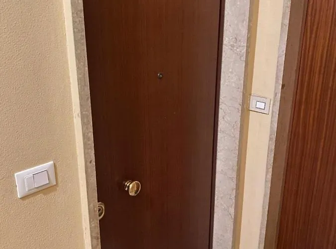 Stadio 1 - Monolocali Con Bagno Privato Apartament Werona