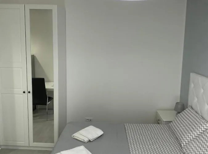 Apartament Stadio 1 - Monolocali Con Bagno Privato *